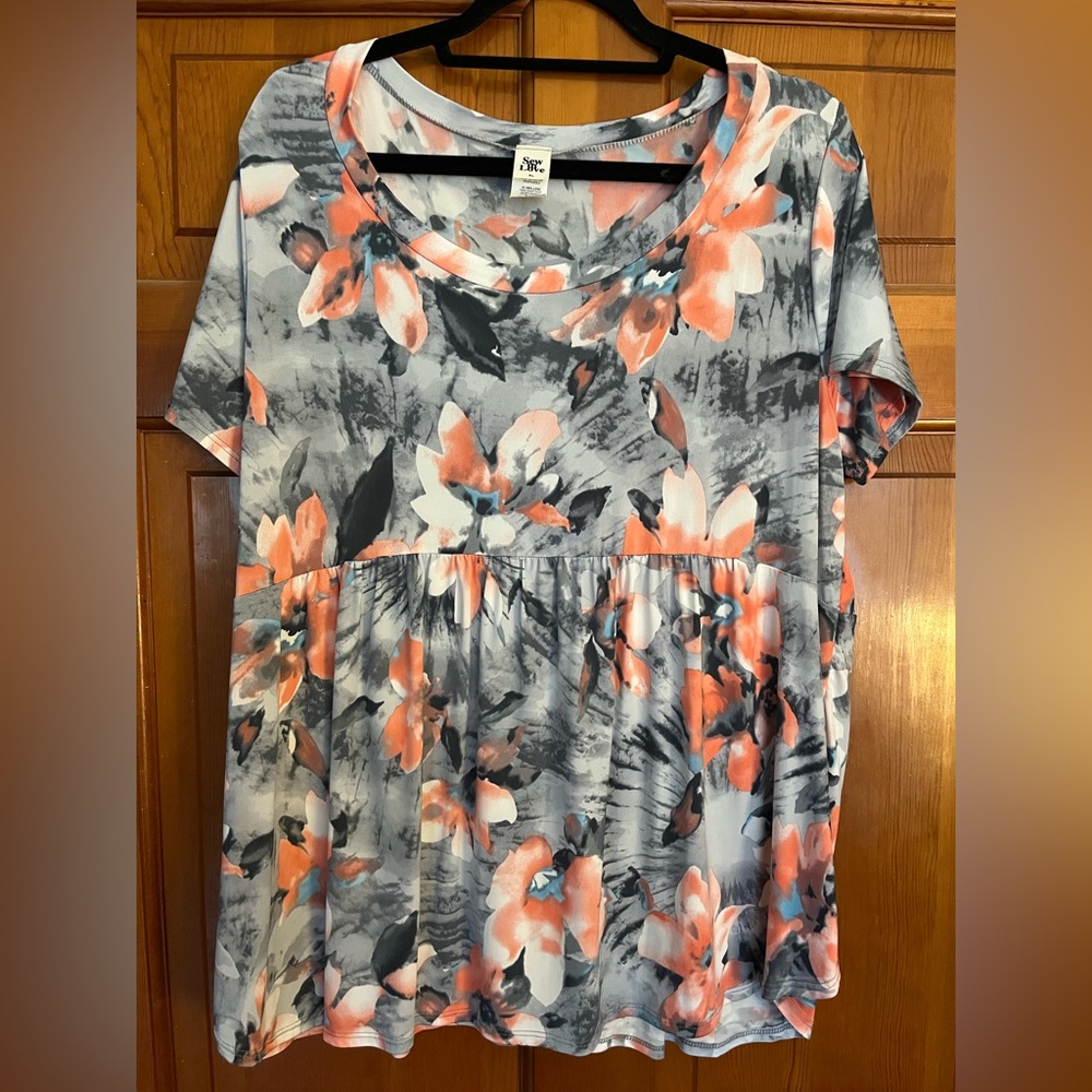 XL - Silky floral blouse (new)